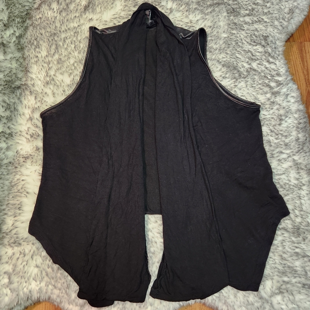 Black Faux Leather Vest - Picture 2 of 3